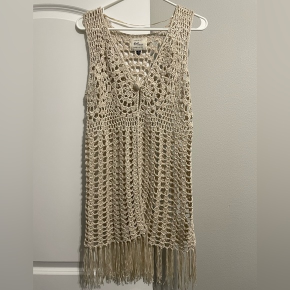 Crochet vest - Picture 1 of 5